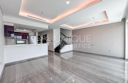 Villa - 5 Bedrooms - 6 Bathrooms for rent in The Legends - Damac Hills - Dubai