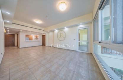 Apartment - 2 - 3 for rent in Marina Residences 3 - Marina Residences - Palm Jumeirah - Dubai
