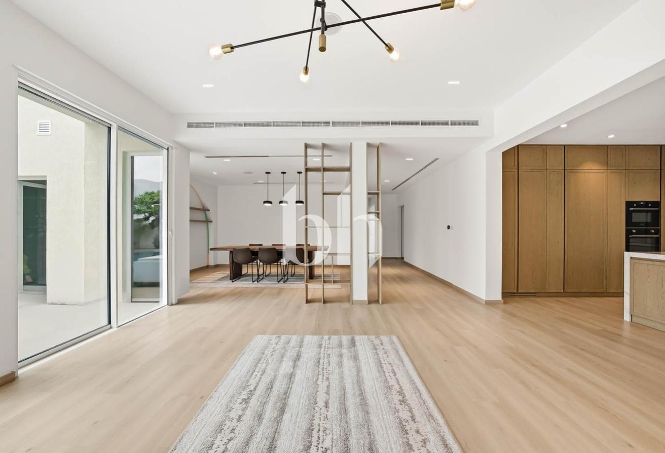 Huge Extension | Fully Upgraded | Luxury Finishing photo 4