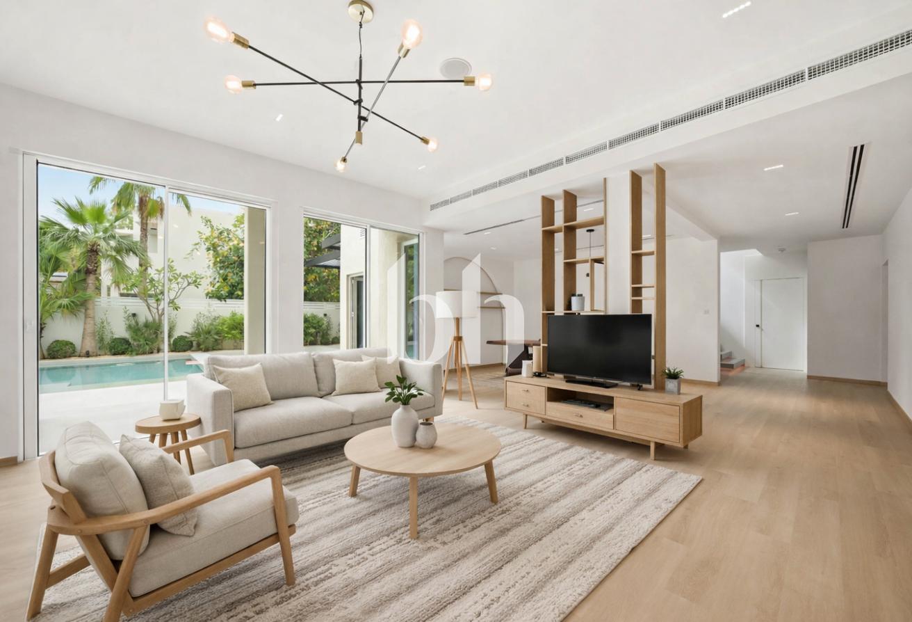 Huge Extension | Fully Upgraded | Luxury Finishing photo 3
