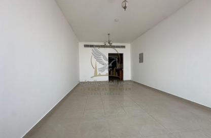 Apartment - Studio - 1 for rent in Al Majaz 2 - Al Majaz - Sharjah Apartment - Studio - 1 for rent in Al Majaz 2 - Al Majaz - Sharjah