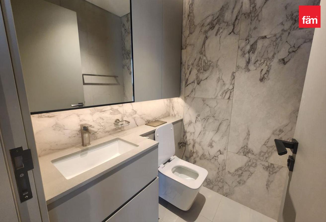 Family Living | Prime Area | Best Price photo 8