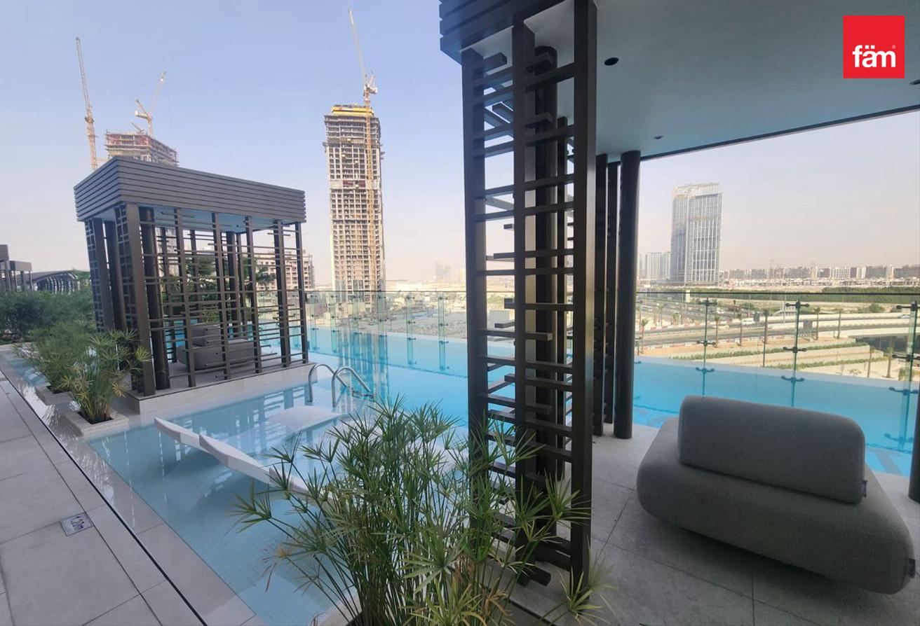 Family Living | Prime Area | Best Price photo 14