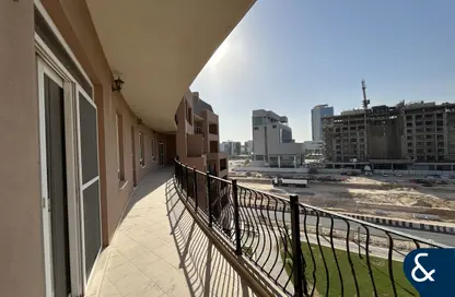 Apartment - 3 Bedrooms - 4 Bathrooms for rent in Abbey Crescent 2 - Abbey Crescent - Motor City - Dubai