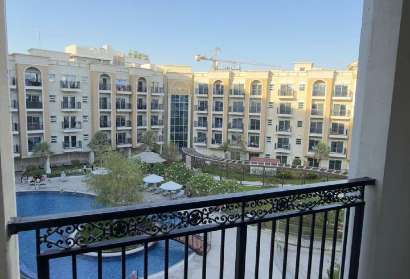 Ready To Move | Furnished | Community View photo 2
