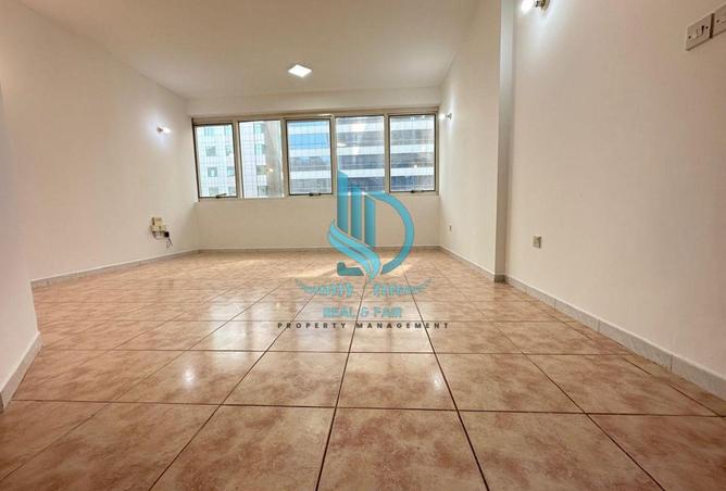 66332349 - Property Main Image