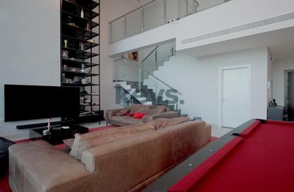 Duplex - 1 Bedroom - 1 Bathroom for rent in Marina Arcade Tower - Dubai Marina - Dubai
