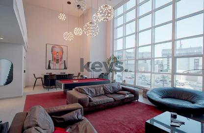 Duplex - 1 Bedroom - 1 Bathroom for rent in Marina Arcade Tower - Dubai Marina - Dubai