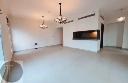 Apartment - 2 Bedrooms - 3 Bathrooms for rent in Beauport Tower - Marina Promenade - Dubai Marina - Dubai