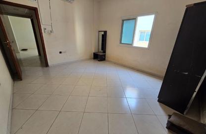 Apartment - 2 Bedrooms - 3 Bathrooms for rent in Fire Station Road - Muwaileh - Sharjah