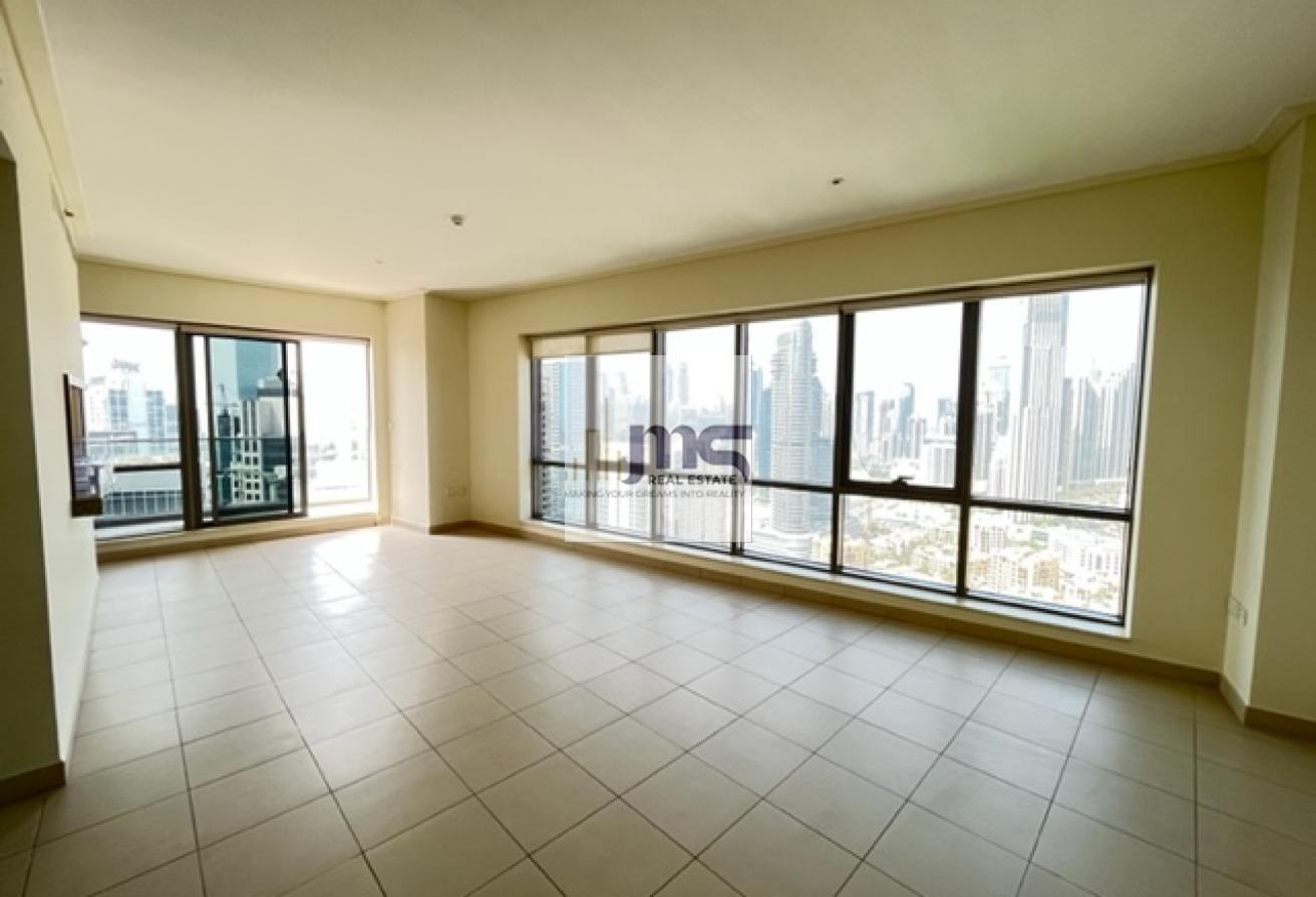 Top floors- Burj facing- Study unit photo 6
