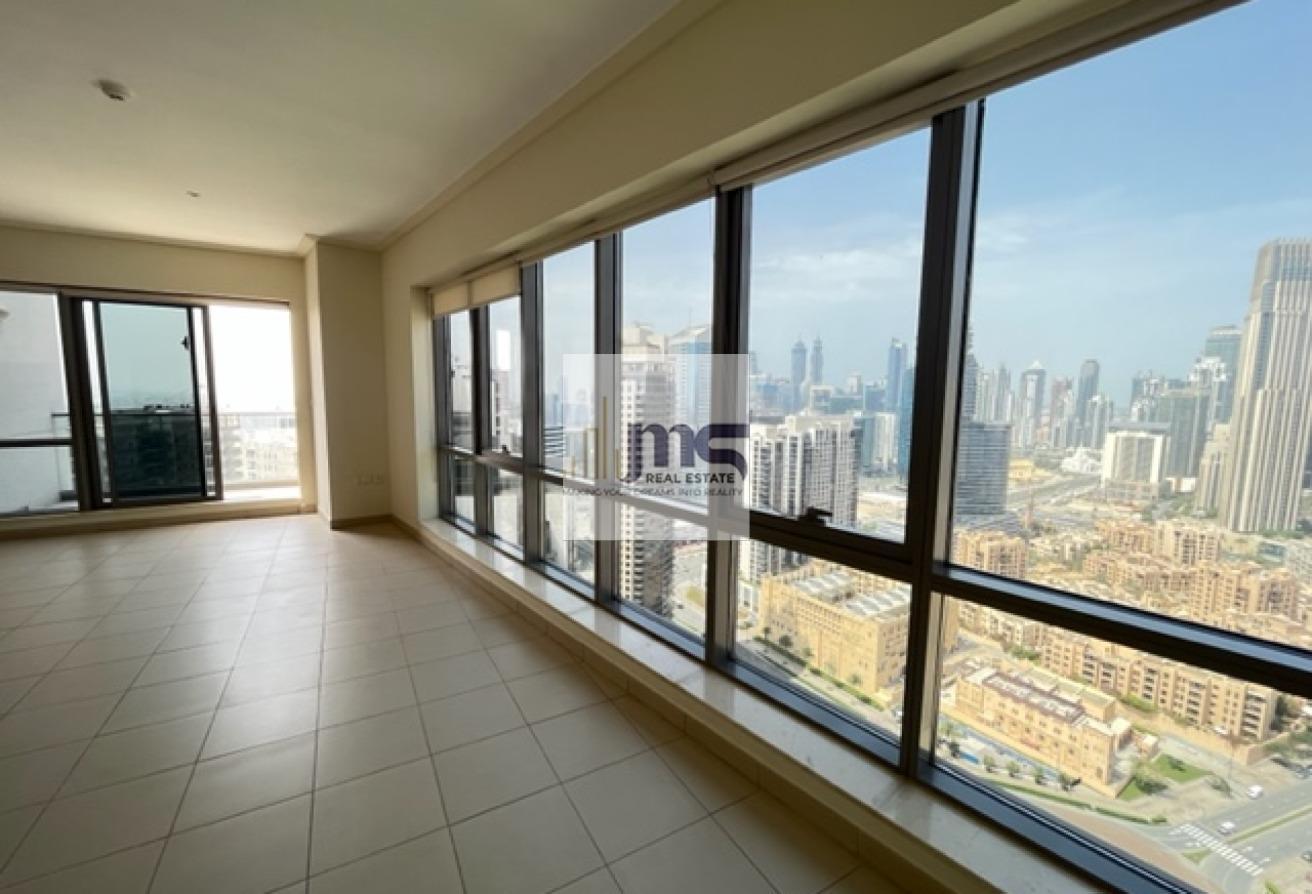 Top floors- Burj facing- Study unit photo 7