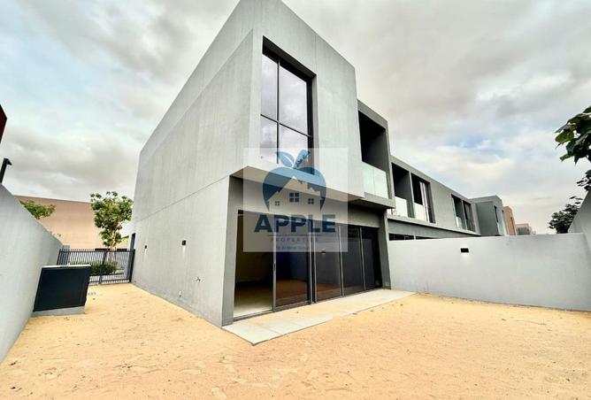 73854208 - Property Main Image