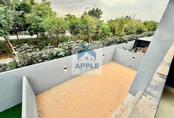 73854208 - Property Image 2