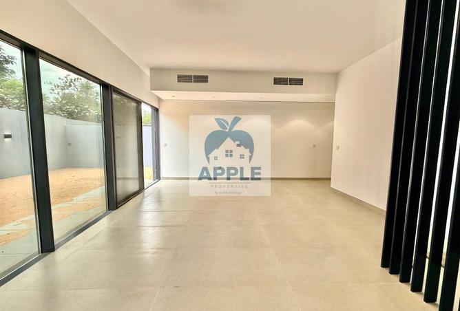 73854208 - Property Image 3