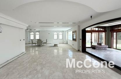 Villa - 4 Bedrooms - 6 Bathrooms for rent in District 3 - Jumeirah Park - Dubai