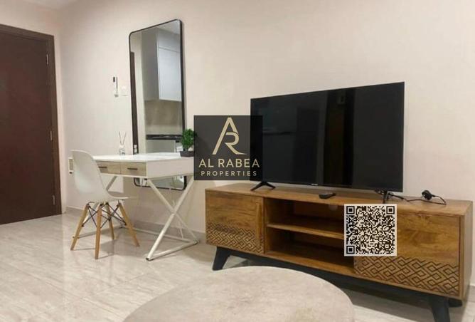 84087091 - Property Main Image