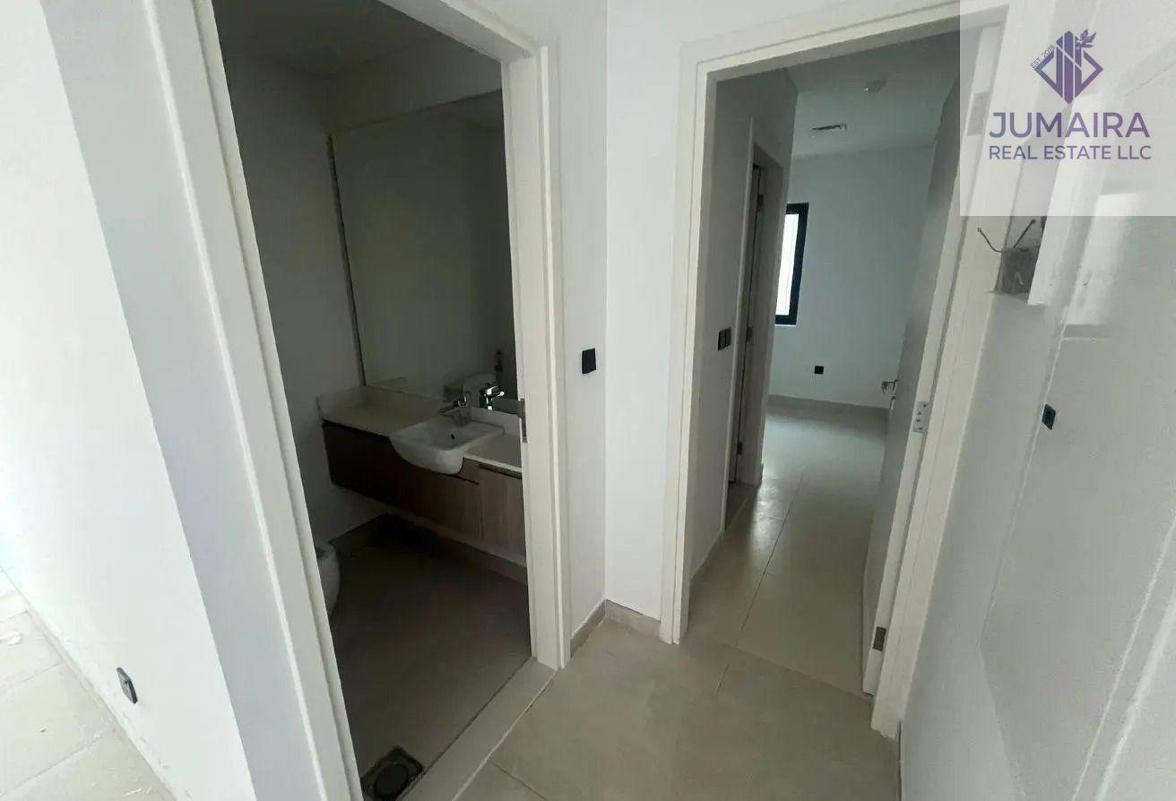3BR Corner Villa | Brand New | Falcon South