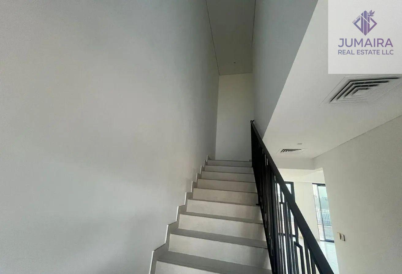 3BR Corner Villa | Brand New | Falcon South