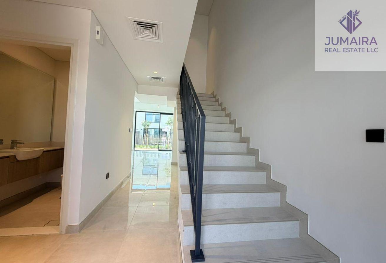 3BR Corner Villa | Brand New | Falcon South