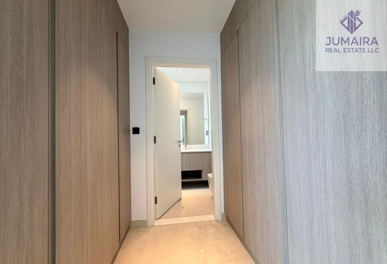 3BR Corner Villa | Brand New | Falcon South