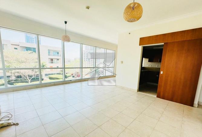 70267679 - Property Main Image