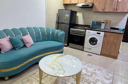 Apartment - Studio - 1 Bathroom for rent in Al Majaz 3 - Al Majaz - Sharjah