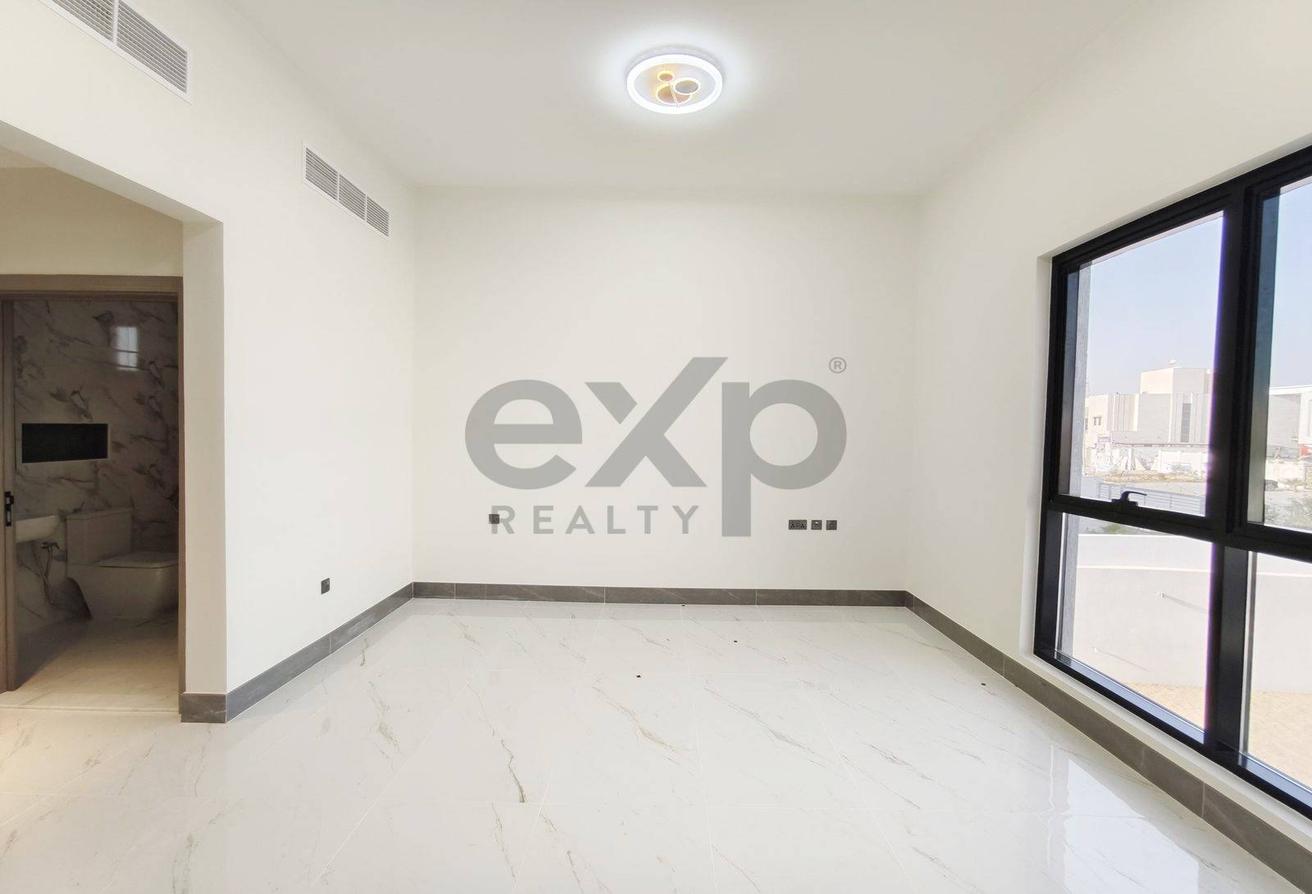 Brand New Smart Villa | 5BR + Study | 2 Kitchens photo 19