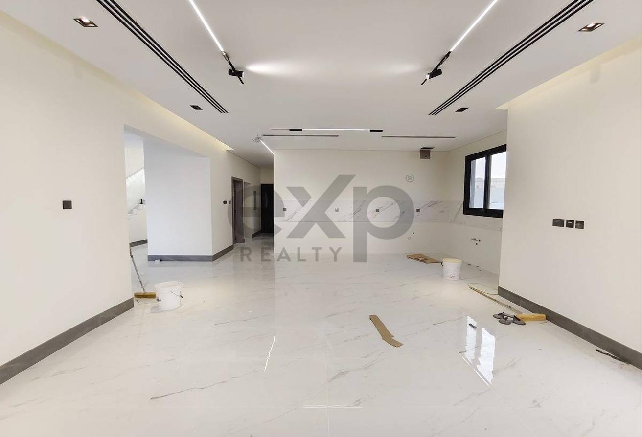 Brand New Smart Villa | 5BR + Study | 2 Kitchens photo 6
