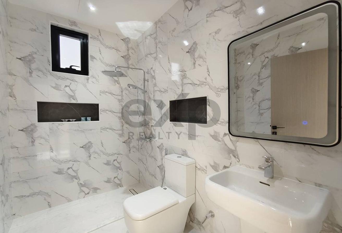 Brand New Smart Villa | 5BR + Study | 2 Kitchens photo 11