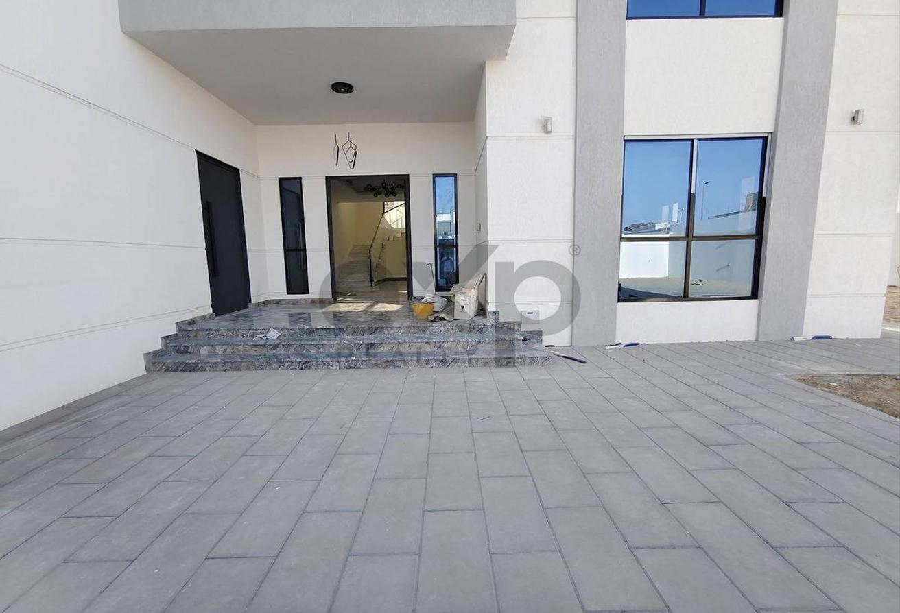 Brand New Smart Villa | 5BR + Study | 2 Kitchens photo 13