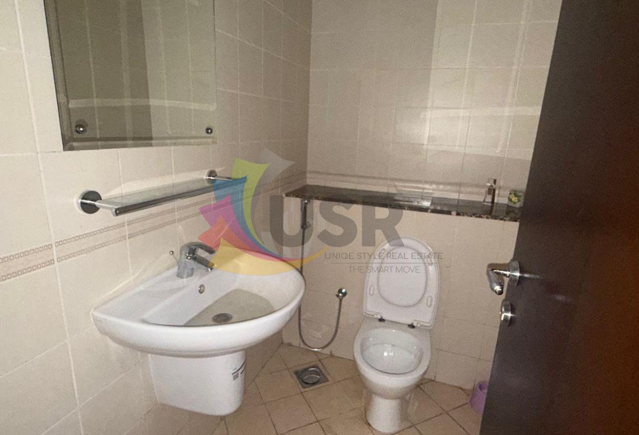 INDEPENDENT 4BHK W/ MAID ROOM | 2 PARKINGS | 325K photo 12