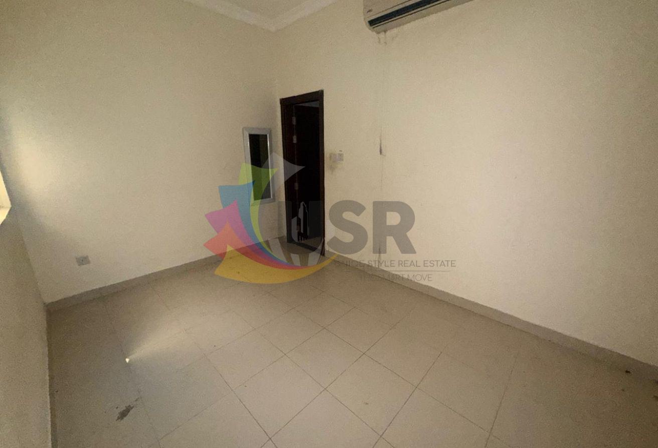 INDEPENDENT 4BHK W/ MAID ROOM | 2 PARKINGS | 325K photo 30