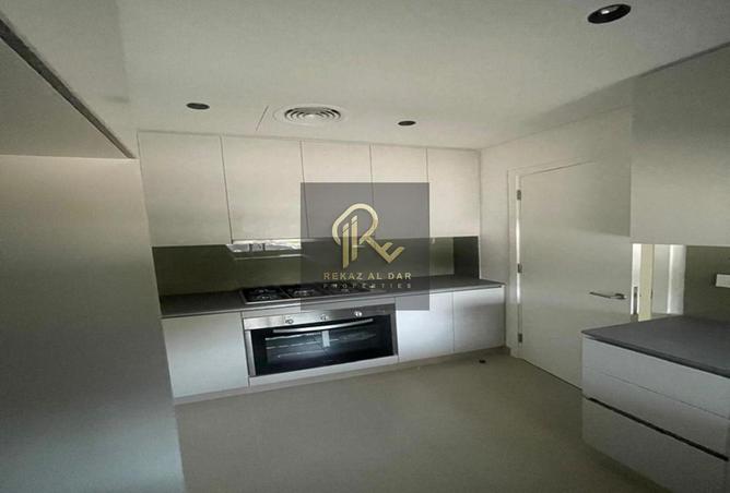 56129808 - Property Image 2