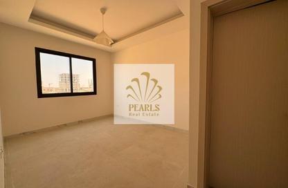Apartment - 1 Bedroom - 2 Bathrooms for rent in Al Jurf 3 - Al Jurf - Ajman Downtown - Ajman