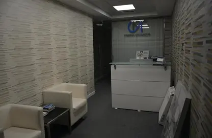 مكتب - غرفة نوم - 1 حمام للايجار في برج أونتاريو - الخليج التجاري - دبي