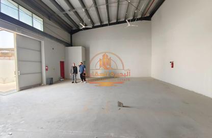 Warehouse - Studio - 1 for rent in Al Sajaa S - Al Sajaa - Sharjah