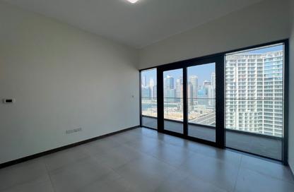 Apartment - 1 - 2 for rent in SOL Bay - Business Bay - Dubai