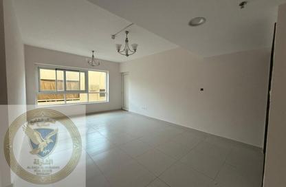 Apartment - 1 Bedroom - 2 Bathrooms for rent in Qasimia 10 building - Al Mahatta - Al Qasimia - Sharjah