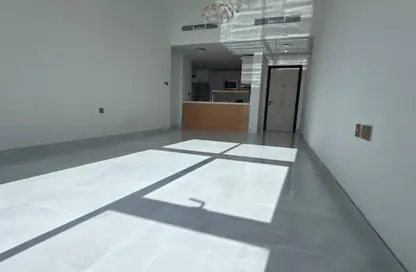 شقة - 2 غرف نوم - 2 حمامات للايجار في سكايز من دانوب - ارجان - دبي شقة - 2 غرف نوم - 2 حمامات للايجار في سكايز من دانوب - ارجان - دبي