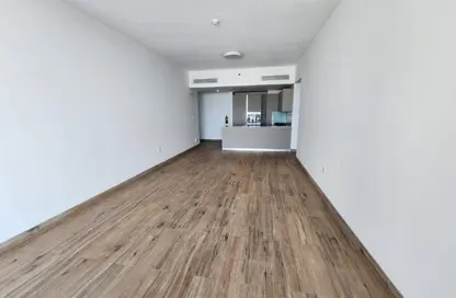 Apartment - 1 Bedroom - 2 Bathrooms for rent in East 40 - Al Furjan - Dubai