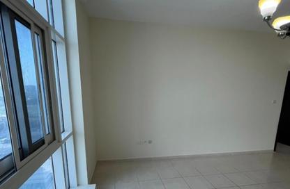 Apartment - 1 Bedroom - 2 Bathrooms for rent in Royal Residence - Dubai Sports City - Dubai