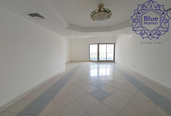 102820594 - Property Main Image