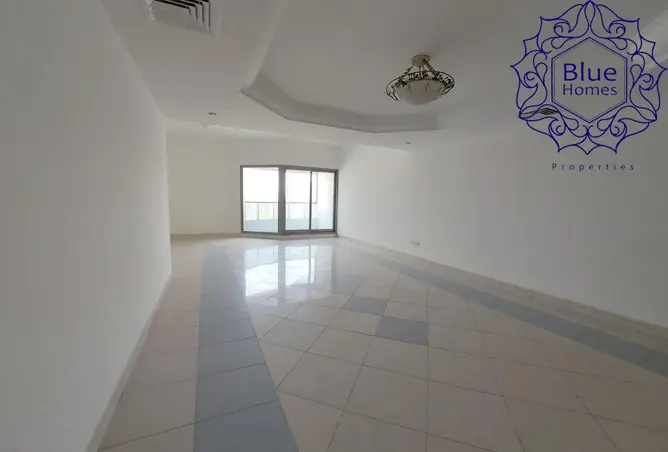 102820594 - Property Image 2