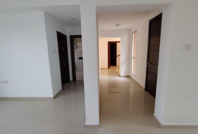 106835786 - Property Image 3