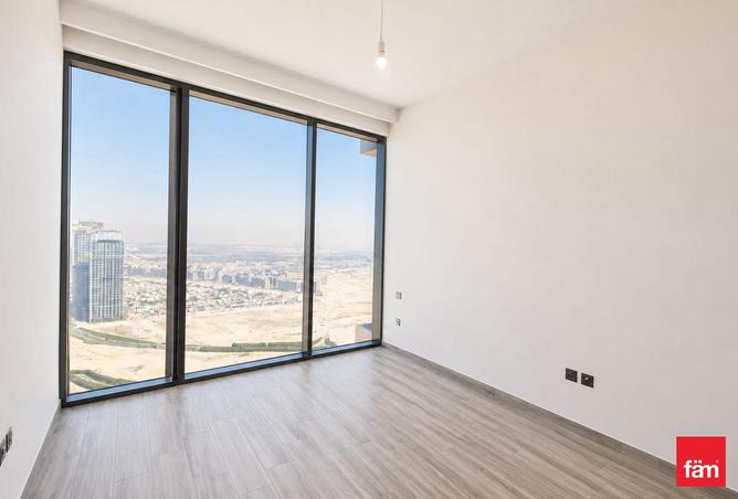 High Floor | Prime Location | Creek View photo 2