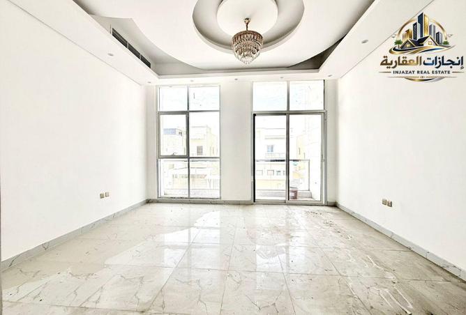 112276946 - Property Image 2