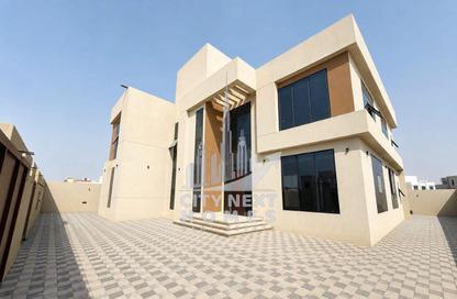 Villa - 4 - 6 for rent in Al Aweer 1 - Al Aweer - Dubai