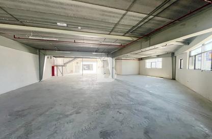 Warehouse - Studio for rent in Umm Ramool - Dubai