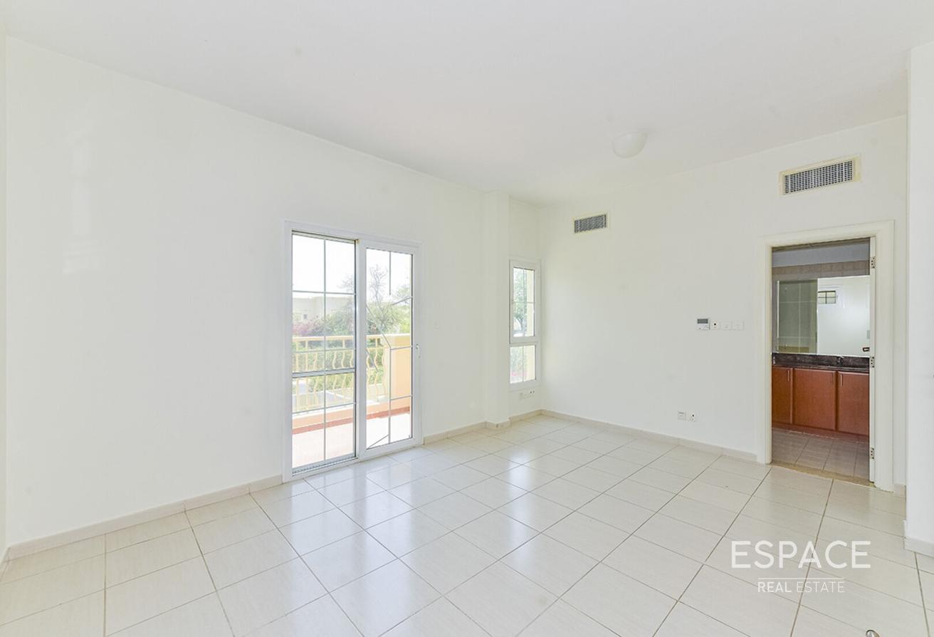 Multiple Cheques | Vacant Now | Balcony photo 9